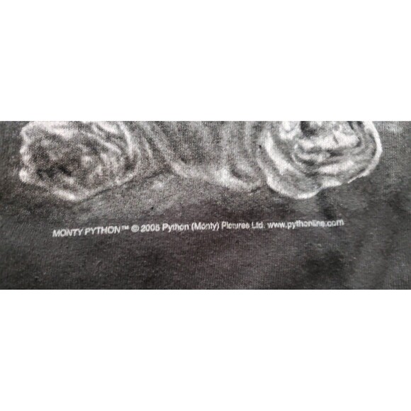 Vintage 2005 Monty Python Holy Grail Its Just A Flesh Wound T-Shirt XL VTG Movie - Picture 3 of 5